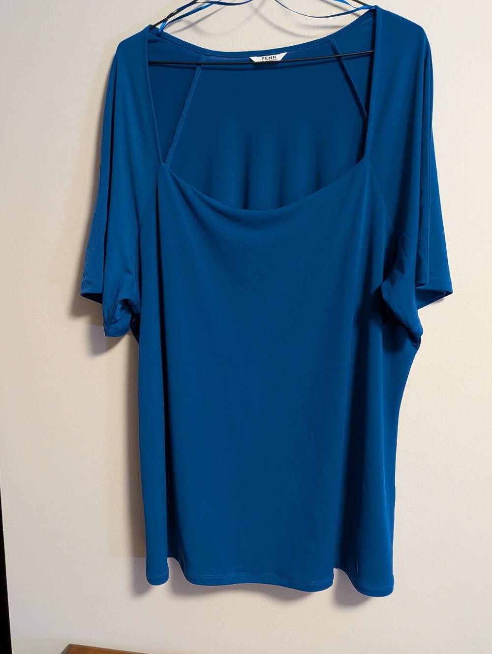 Penningtons.Relaxed Square Neck Top in Royal Blue. Size 2X.  GUC. Tunic.